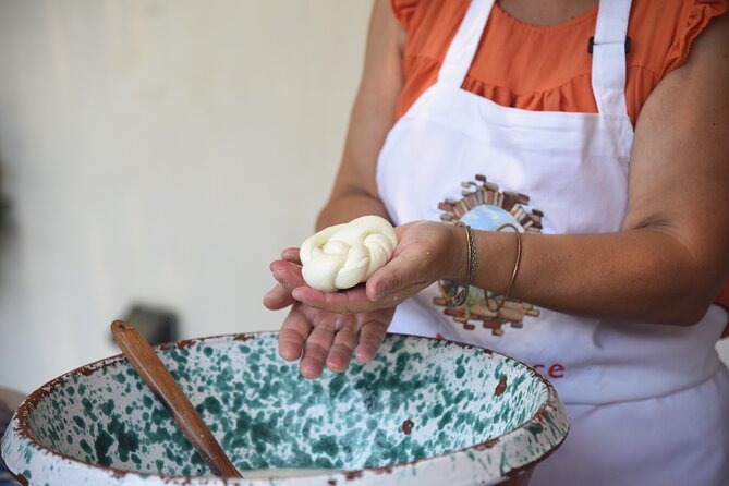 Sorrento Half-Day Farm Experience: Pizza, Cheese Making and Wine - Wine, Tomato Salad, and the Family-Style Meal at the Table