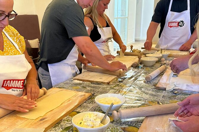 Sorrento: Hands-On Pasta, Tiramisu & Limoncello Fun Class - Welcome drink and bruschetta: the snack that sets the mood
