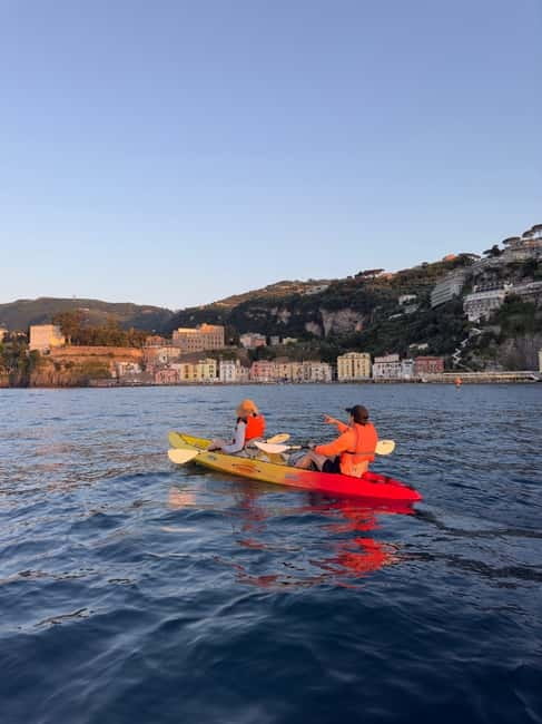 Sorrento: kayak small group tour to Bagni Regina Giovanna - Why this kayak tour works in Sorrento (even if it’s your first time)