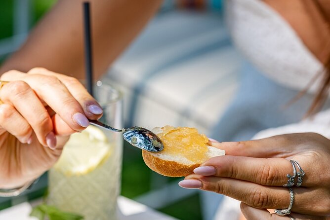Sorrento Lemon Grove Experience with Local Product Tasting - Eating in the grove after: optional lunch or dinner plan