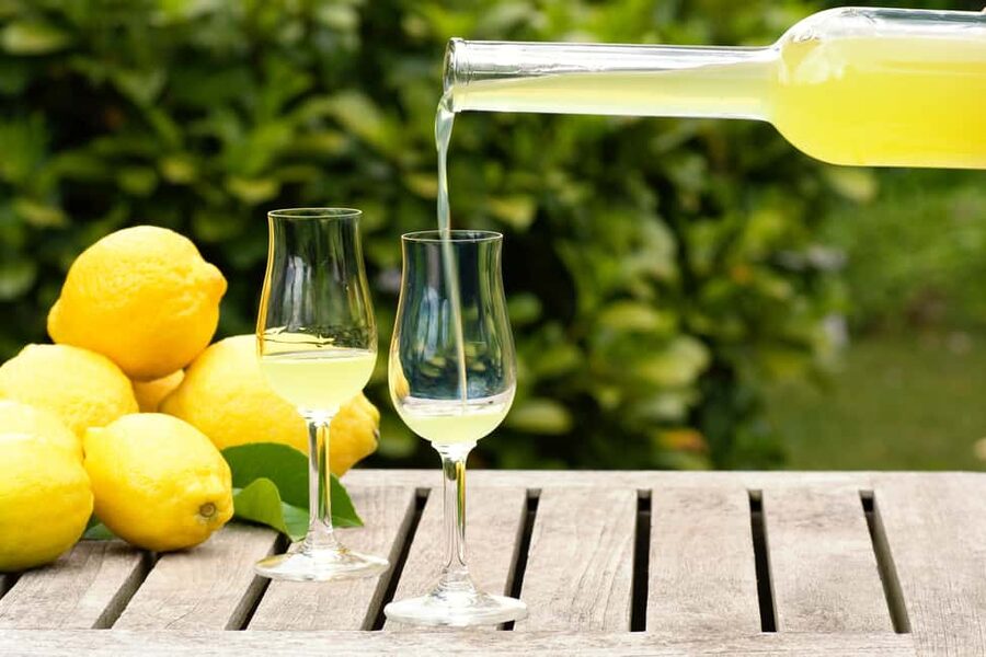 SORRENTO: Limoncello Making And Tasting Experience - Tiramisu Al Limoncello: Why Dessert Is Built Into the Timing