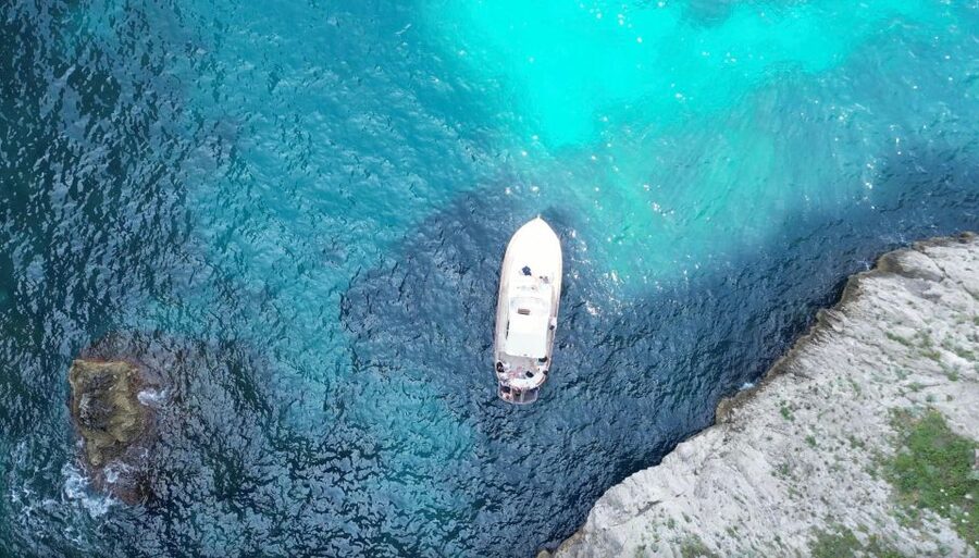 Sorrento: Luxury Private boat to Capri & visit Blue Grotto - Capri by sea: Faraglioni and the formations you recognize fast