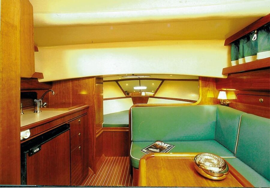 Sorrento: Luxury Private boat to Capri & visit Blue Grotto - FAQ
