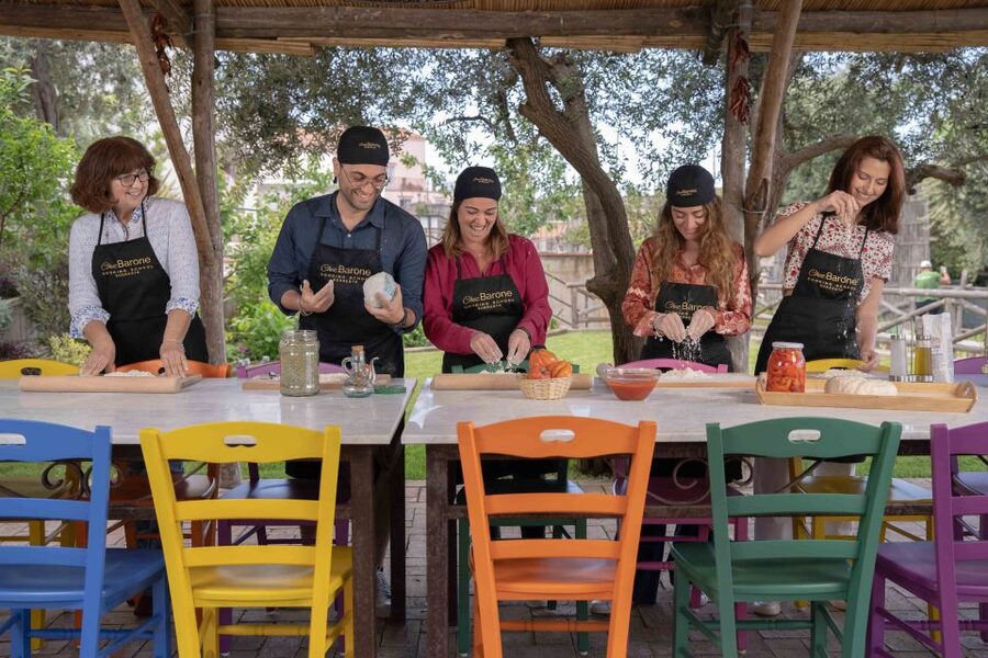 Sorrento: Pasta and Pizza Hands-On Master Class - Who Teaches and What the Teaching Feels Like