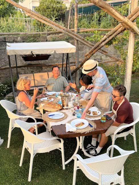Sorrento: Pizza Class in a seaside Lemon Grove - Who should book, and who should skip