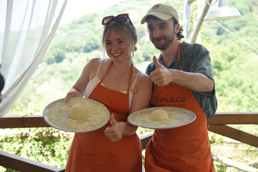 Sorrento: Pizza Lesson, Wine, and Limoncello at a Local Farm - Wine and Product Tastings: Olive Oil, Farm Flavors, and Limoncello