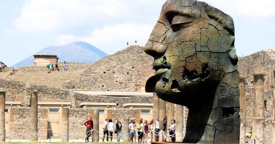 Sorrento: Pompeii and Vesuvius Day Trip with Entry and Lunch - Price and value: why this one-day plan costs what it costs
