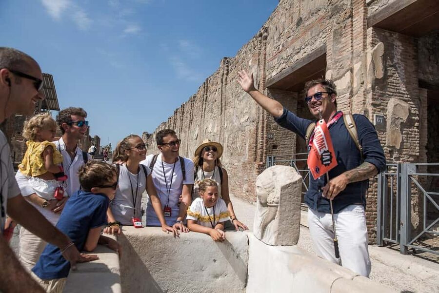 Sorrento: Pompeii Half-Day Guided Tour with Priority Access - Via dell’Abbondanza: the street that makes Pompeii feel real