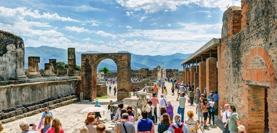 Sorrento: Pompeii & Herculaneum Day Trip Entry and Lunch - The round trip: comfort, pacing, and what to pack