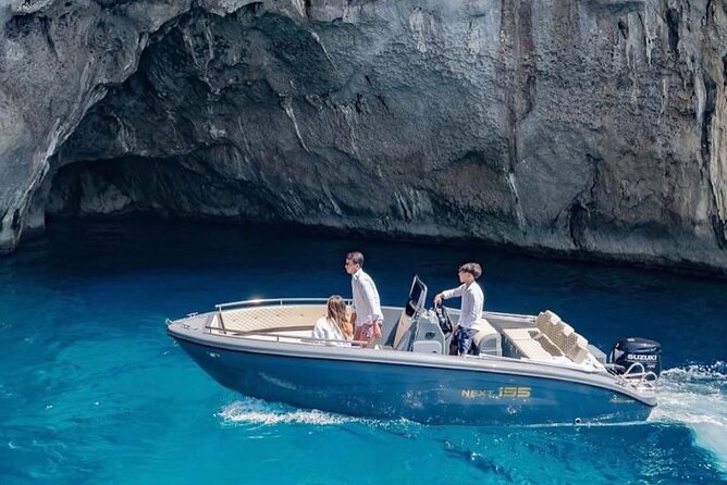 Sorrento Private Boat Tour at Sunset with Prosecco - Prosecco, limoncello, and the snack reality check