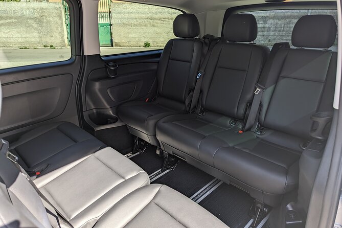 Sorrento: Private transfer to Naples - Pickup in Sorrento: where your driver will actually meet you