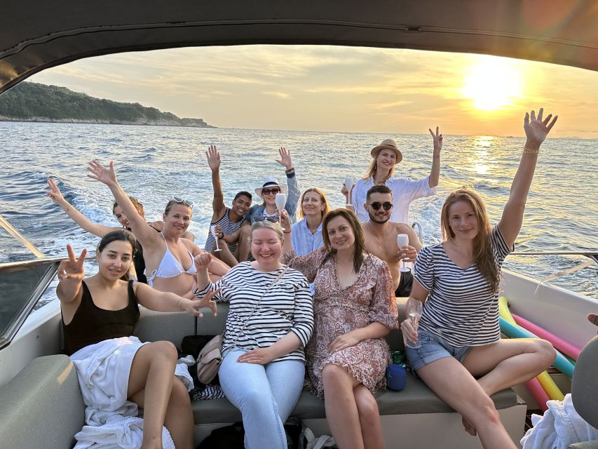 Sorrento: Scenic Boat Tour with Aperitif - From Bagni della Regina Giovanna to Capo Corbo: the route logic