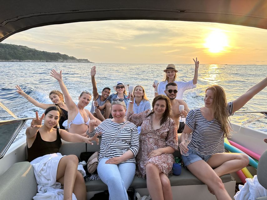 Sorrento: Scenic Boat Tour with Aperitif - Bagni Regina Giovanna: the first swim spot and that famous rock arch