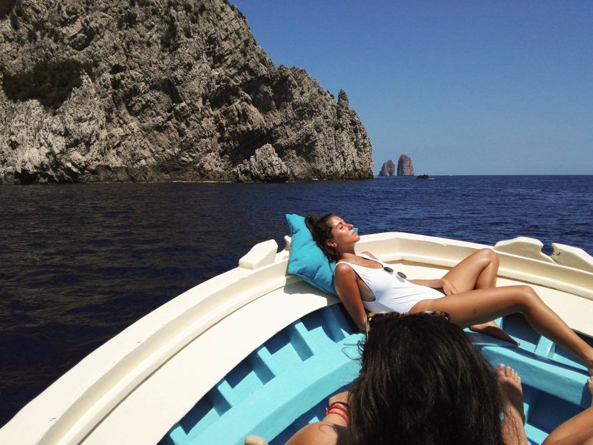 Sorrento: Sea-Fishing Tour with Lunch Onboard - Your Choice on Capri: 2 Hours Ashore vs. Staying Onboard for More Fishing