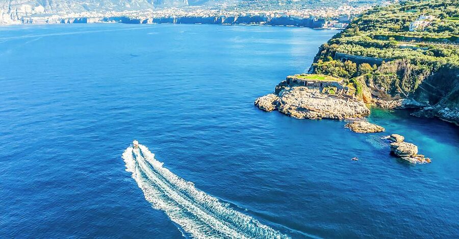 Sorrento: Sightseeing Cruise with Limoncello Tasting - Why a 2-Hour Sorrento Coast Speedboat Works
