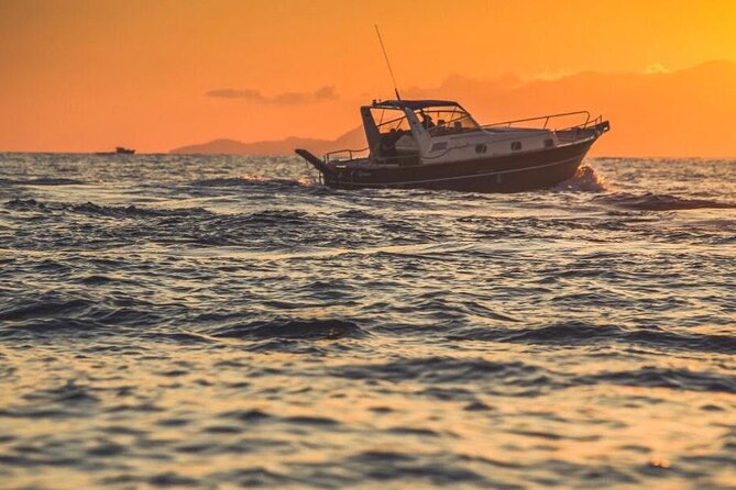 Sorrento Sunset Aperitif Cruise: Sip, Sail & Soak in the Views - The Sorrento stop: a breather and a reset