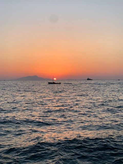 Sorrento: Sunset Coastal Boat Tour with Aperitif - Queen Giovanna’s Baths: ruins, a guide-led story, and a cliffside feel