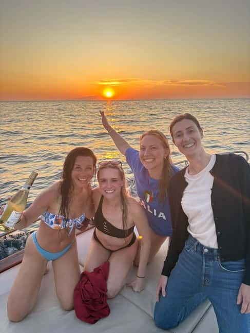 Sorrento Sunset Cruise with Aperitif on Board - Meeting at Via Marina Grande: where the cruise starts