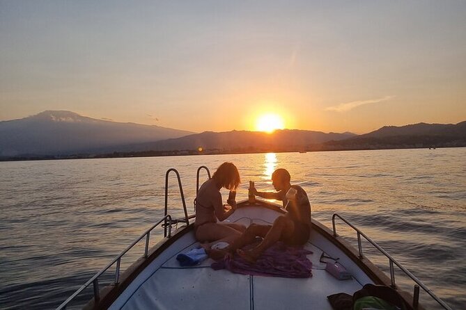 Sorrento Sunset Experience With Prosecco, Limoncello and Snacks - Stop 3: Marina di Puolo Swim Stop with Prosecco in Hand
