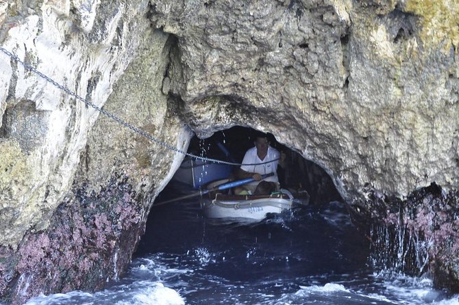 Sorrento to Capri: Small Group Boat Tour with Blue Grotto - FAQ