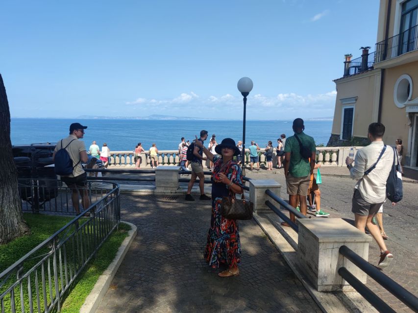 Sorrento: walking in the Grand Tour with stunning landscapes - Piazza Tasso inlaid wood factory and the walk’s final botanical finish