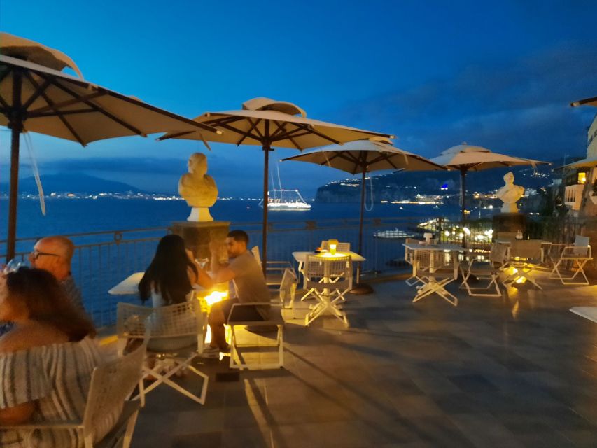 Sorrento: walking in the Grand Tour with stunning landscapes - Limoncello at Giardini di Cataldo: included tasting and winter swap