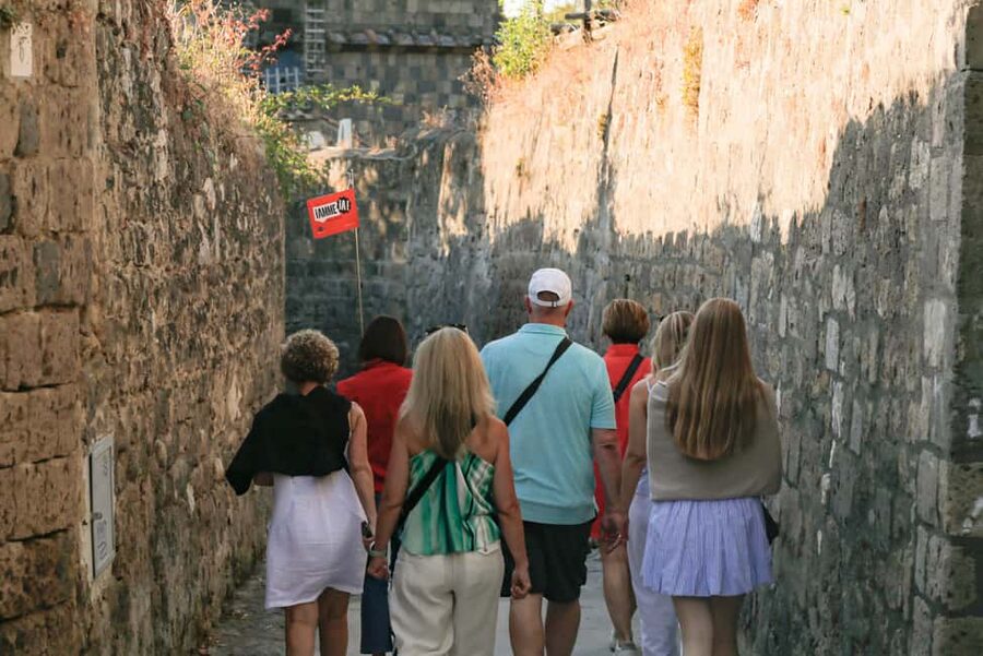 Sorrento: Walking Tour with Local Guide - Via Santa Maria della Pietà: the quiet in-between