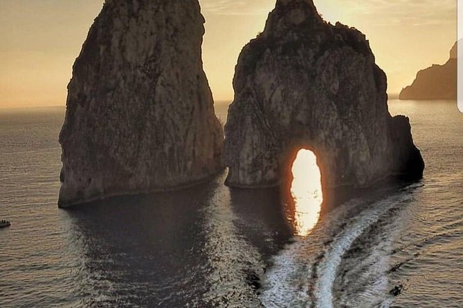 Special Blue Grotto & Capri Island departure DA Sorrento - Capri’s cave circuit: what those stops are really for