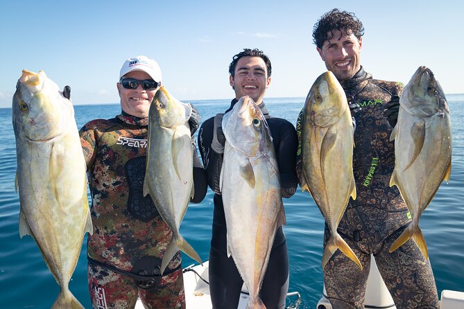 Sub Fishing And Snorkeling In The Waters Of Capri - Snorkeling and spearfishing: what the guide support really changes