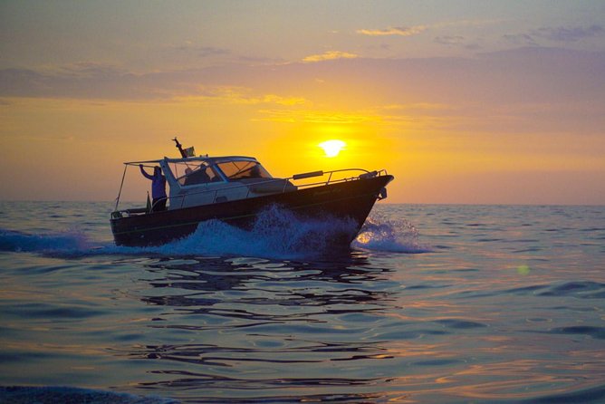 Sunset Boat Tour from Sorrento - From your hotel to the dock: how the evening starts
