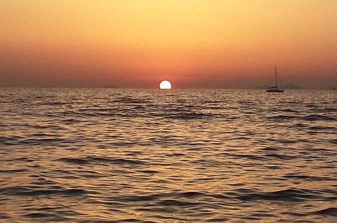 Sunset Boat Tour from Sorrento - Timing and what you should pack for a comfy evening on the water