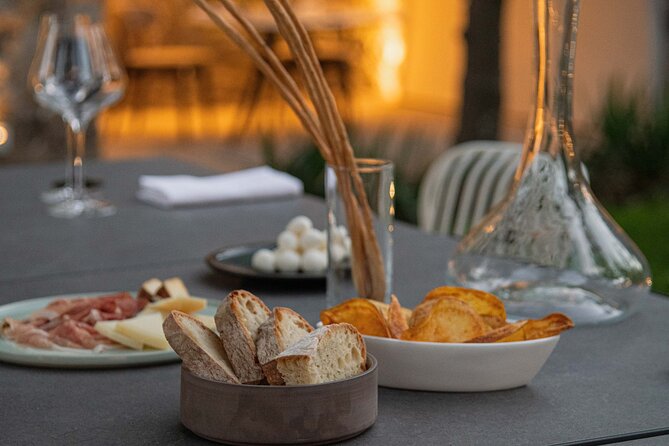Tasting of 5 Wines with Typical Products in Sorrento - Welcome Drink and the Seasonal Bites That Keep It Fun