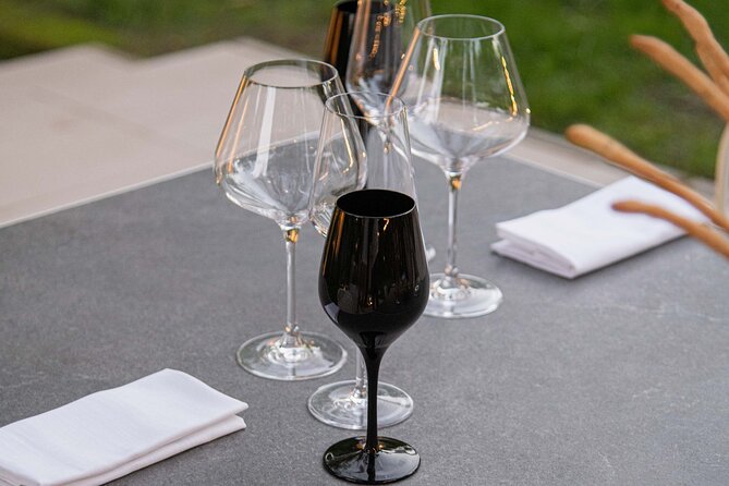 Tasting of 5 Wines with Typical Products in Sorrento - Limoncello Finish: The Sweet, Bright Close