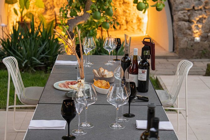 Tasting of 5 Wines with Typical Products in Sorrento - 2 Hours 30 Minutes in a Small Group: What the Time Feels Like