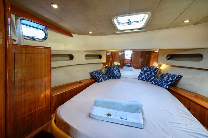 The 2 South gems: Capri and Positano Day Cruise - The boat basics that make a big difference on a long day
