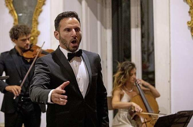 The Three Tenors in Sorrento - Seats, timing, and the best way to not miss the view