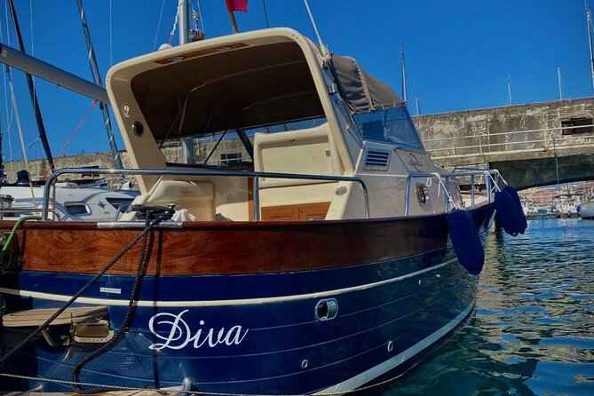 Tour in Paradise Boat in Amalfi and Pontine Islands - Setting out from Marina Piccola, and why the view starts early