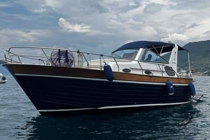 Tour in Paradise Boat in Amalfi and Pontine Islands - The boat setup: snacks, drinks, and a crew that stays on it