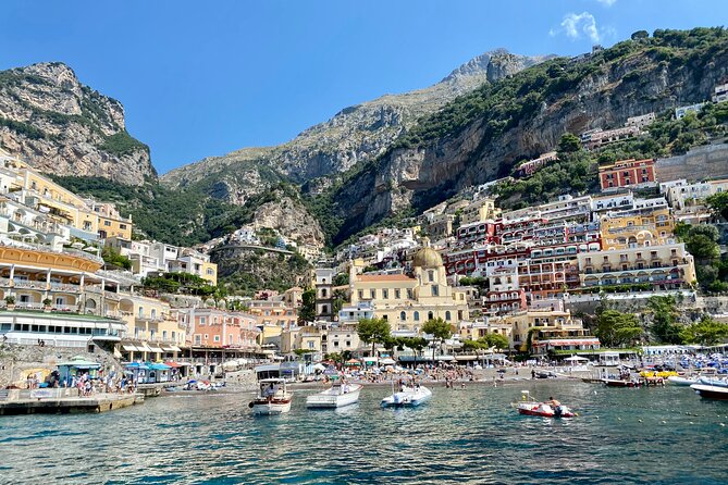 Tour Privato di Capri&Positano in Barca - Grottos day plan: Green, White, and the rocky-coast stops