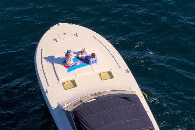 Tours on Itama 50: Capri, Amalfi Coast, Ischia and Procida - Ischia and Procida: when the long day turns into more breathing room
