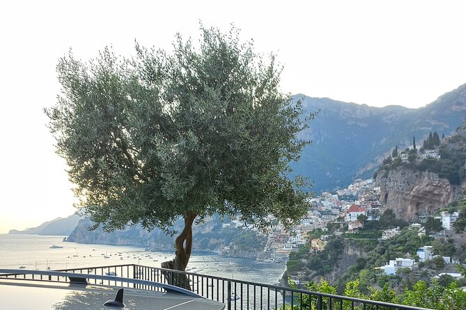 Transfers from Sorrento to Naples / viceversa - Step-by-step: what happens during your Naples–Sorrento ride