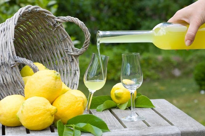 Walking Food Tour in Sorrento w/ Limoncello Factory Lemon Grove - Entering the Sorrento food scene from Piazza Tasso