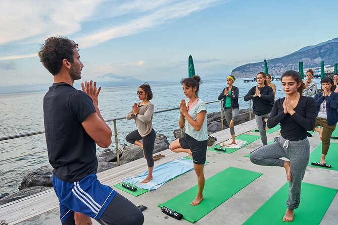 Yoga Experience - Sorrento - Yoga by the Sea at Sunset: what you’re really buying